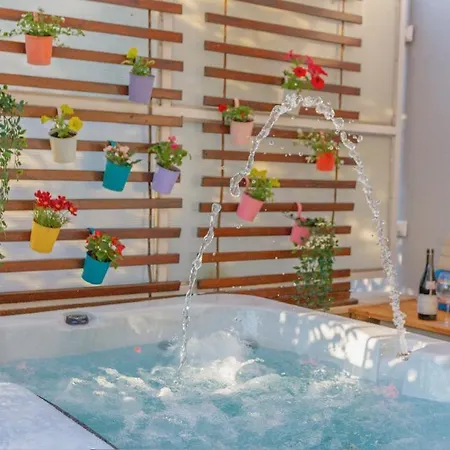 Appartement New Delux Garden With Hotube ****