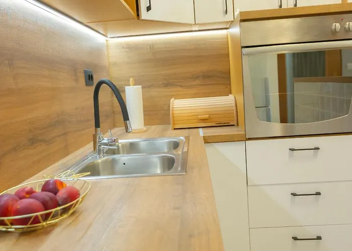 New Delux Garden With Hotube **** Split